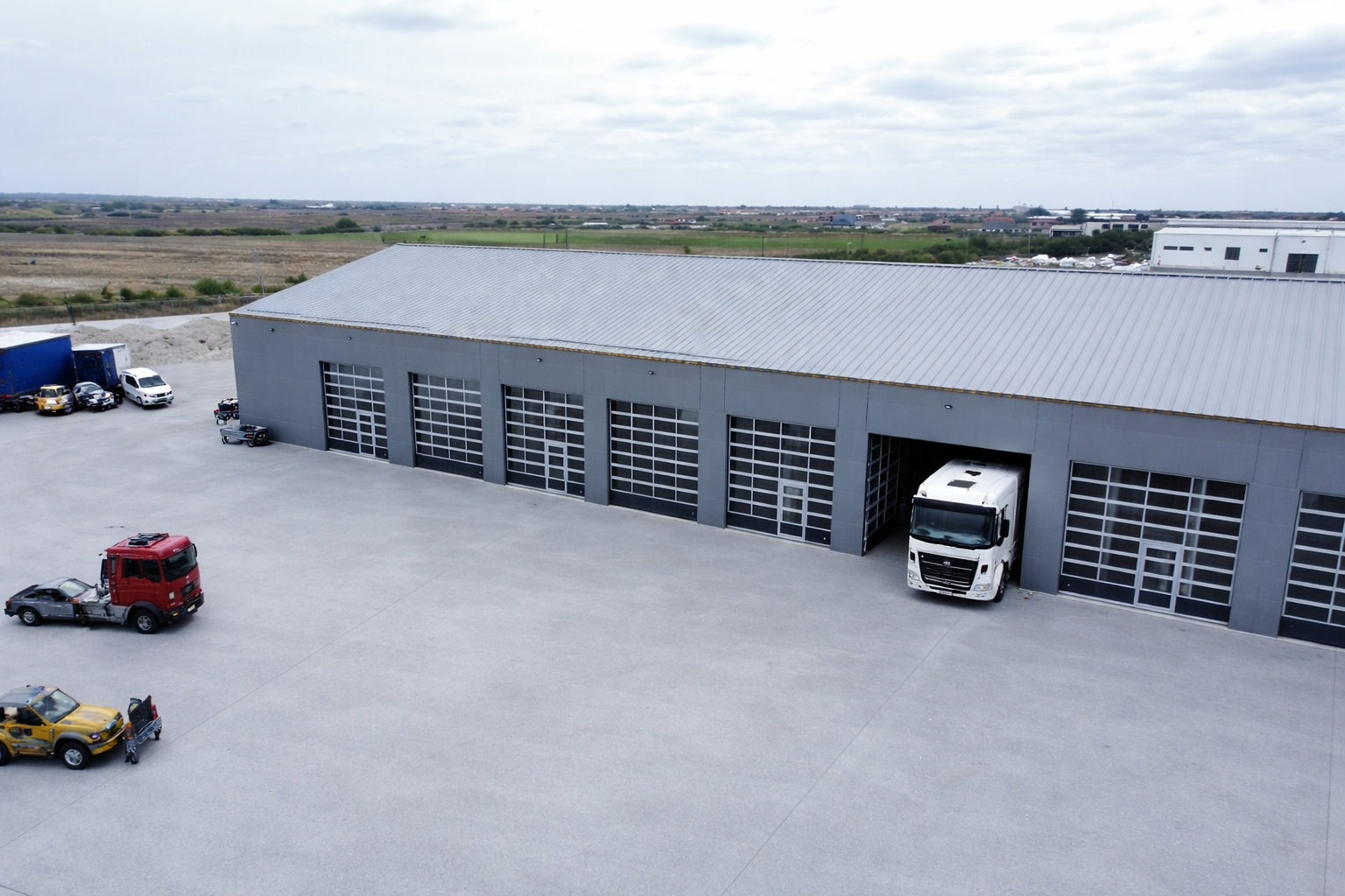 Hala Transmen și zona de încărcare